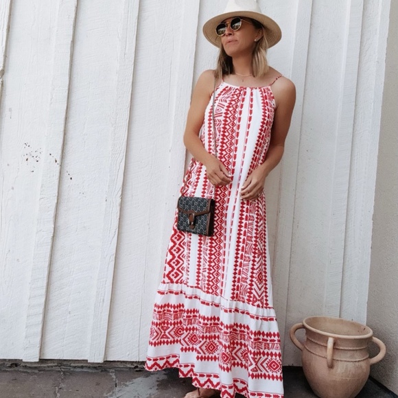 Patterned Dress - Picture 7 of 9